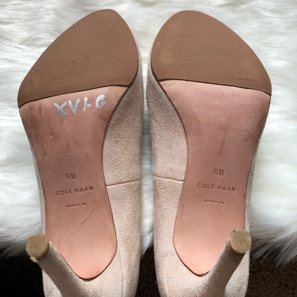 COLE HAAN Blush Pink Suede Eliza Pumps - Picture 7 of 8